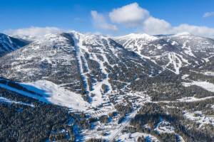Canada_Red_Mountain
