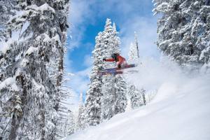 Canada_Red_Mountain1