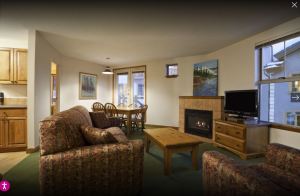 CanadaCoastSundanceLodge2