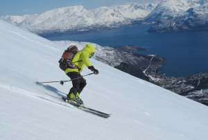 svalbard-artic-sail-&-ski