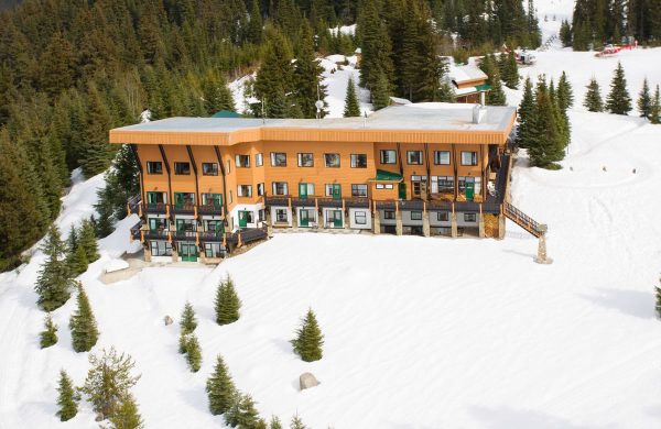 CMHCariboosLodge1