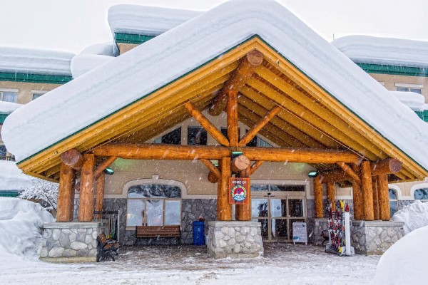 RevelstokeCoastHillcrest8