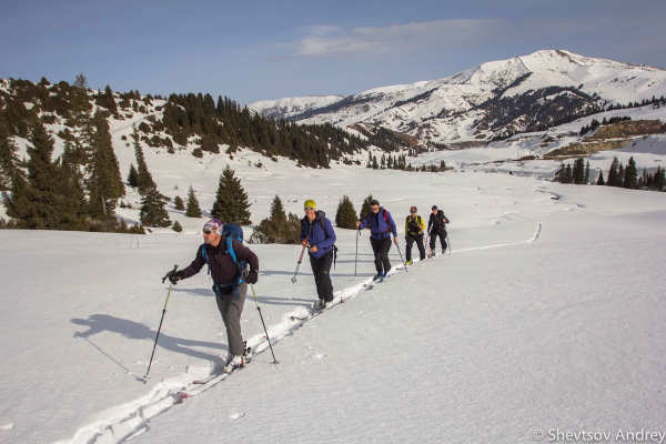 Ski-tour-in-the-central-part-of-Terskey-Ala-Too-Range-Tien-Shan-Travel-Kyrgyzstan-7